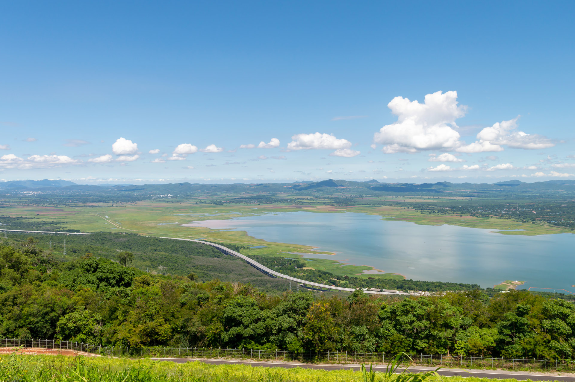 horizon view of takhong dam nakorn ratchasima thailand